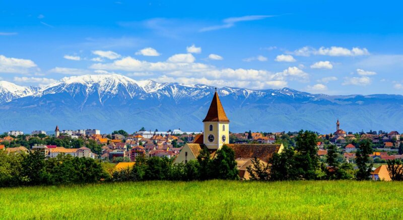 Sibiu mit Blick auf die Berge