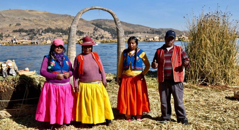 Uro auf den Schilfinseln Peru